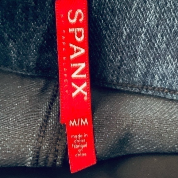 Spanx Dark Indigo Pull On Jeans - Picture 4 of 4